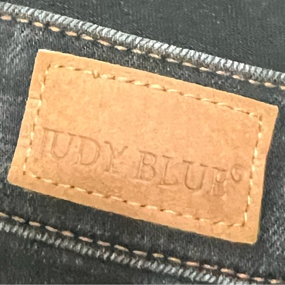 Judy Blue Black Distressed Cropped Straight Leg Stretch Denim Women’s 31 - Picture 11 of 15